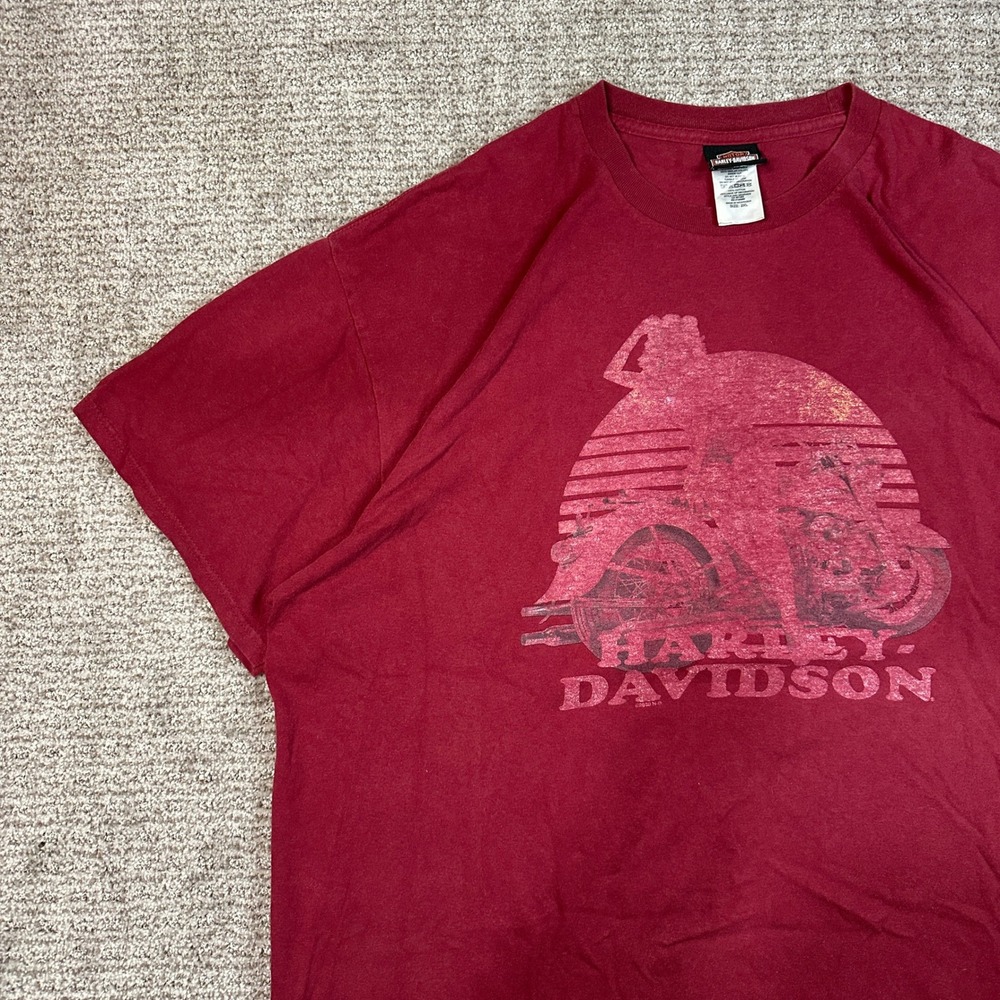 Harley Davidson Mens 2XL T-Shirt Burgundy Red Motorcycle Sunset Graphic Tee - Picture 4 of 8